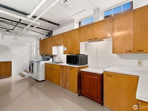 1994 Shenandoah Drive E, Seattle WA 98112