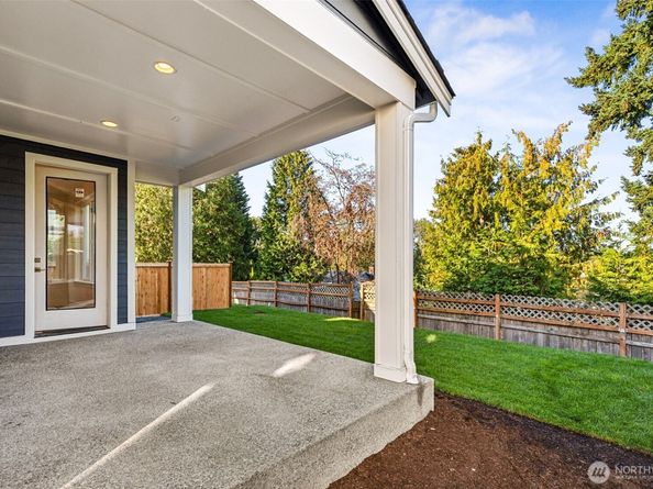16019 124th (Lot 3) Avenue NE, Woodinville WA 98072