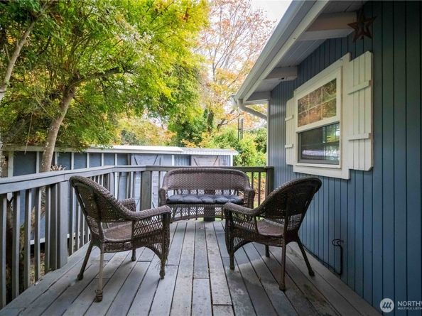 24 J View Place, Hat Island WA 98206