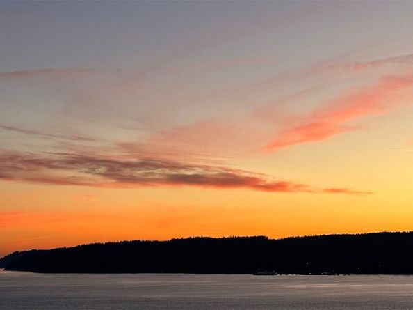 24 J View Place, Hat Island WA 98206