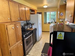 4495 NW Newberry Lane, Bremerton WA 98312