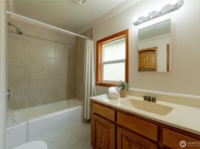 20006 68th Avenue NE, Kenmore WA 98028