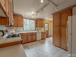 20006 68th Avenue NE, Kenmore WA 98028