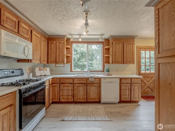 20006 68th Avenue NE, Kenmore WA 98028
