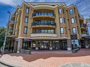10047 Main Street