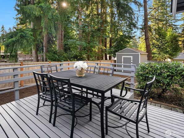 3023 255th Avenue SE, Sammamish WA 98075