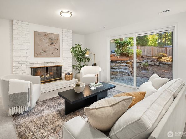 3023 255th Avenue SE, Sammamish WA 98075