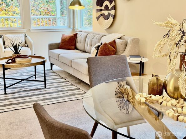 300 High School Road 224, Bainbridge Island WA 98110