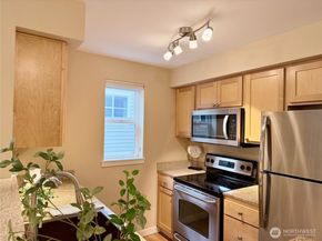 300 High School Road 224, Bainbridge Island WA 98110