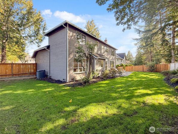 23109 NE 18th Place, Sammamish WA 98074