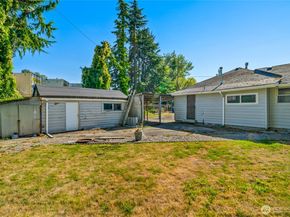 4230 S 116th Street, Tukwila WA 98168