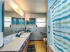 21001 80th Avenue W, Edmonds WA 98026
