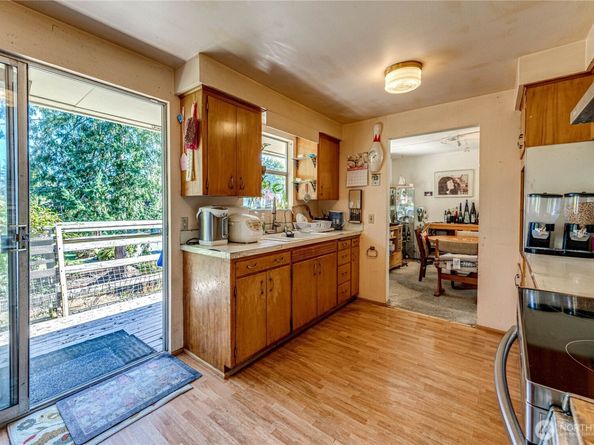 21001 80th Avenue W, Edmonds WA 98026