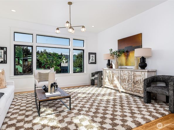 3642 33rd Avenue W, Seattle WA 98199