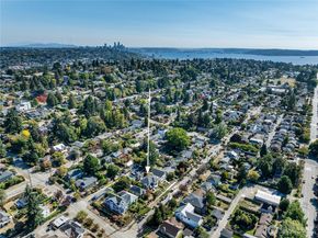 3642 33rd Avenue W, Seattle WA 98199