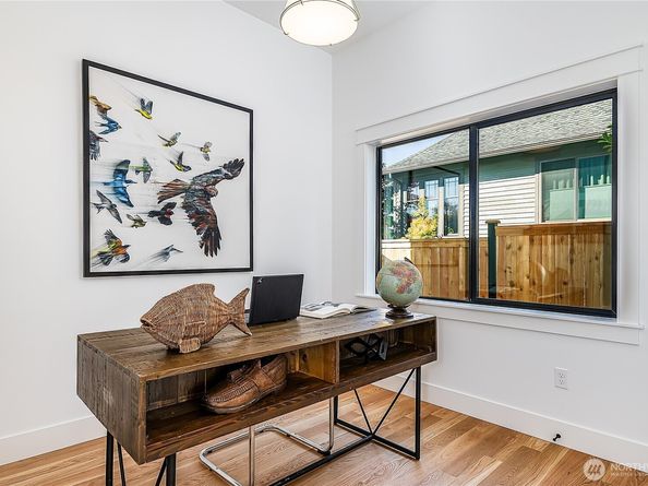3642 33rd Avenue W, Seattle WA 98199