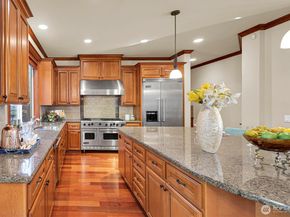 4563 162nd Lane SE, Bellevue WA 98006
