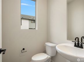 26584 NE 143rd Street NE 2B, Duvall WA 98019