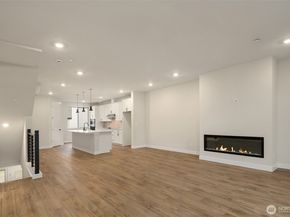 26584 NE 143rd Street NE 2B, Duvall WA 98019