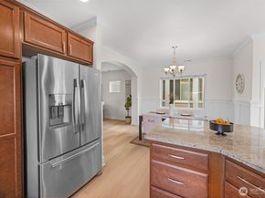 10002 13th Avenue SE, Everett WA 98208