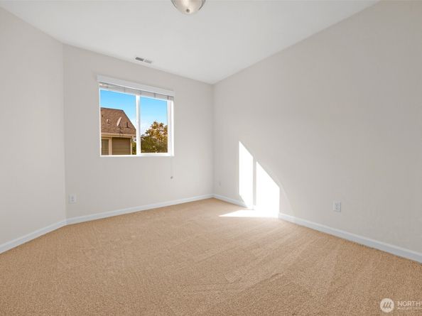 10002 13th Avenue SE, Everett WA 98208