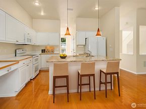 2753 124th Avenue SE, Bellevue WA 98005