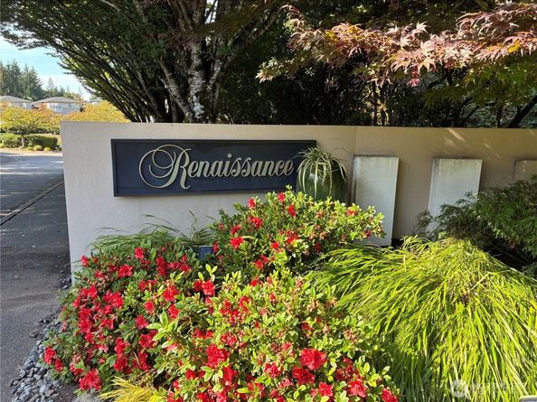 2753 124th Avenue SE, Bellevue WA 98005