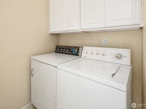 2753 124th Avenue SE, Bellevue WA 98005