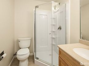 2753 124th Avenue SE, Bellevue WA 98005