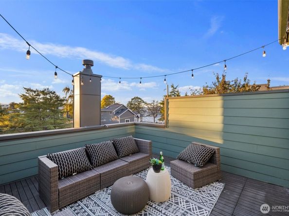 3020 64th Avenue SW B, Seattle WA 98116