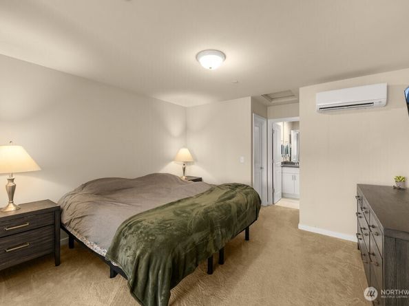 14715 Admiralty Way A4, Lynnwood WA 98087