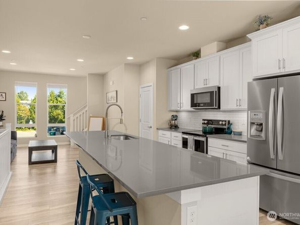 14715 Admiralty Way A4, Lynnwood WA 98087