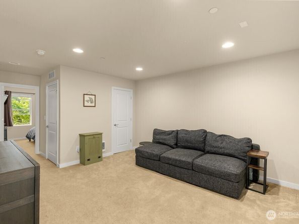 14715 Admiralty Way A4, Lynnwood WA 98087