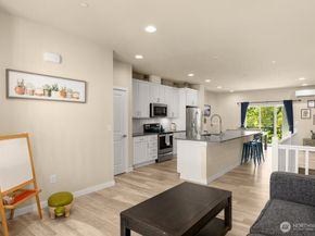 14715 Admiralty Way A4, Lynnwood WA 98087