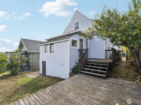 1910 S Lander Street, Seattle WA 98144