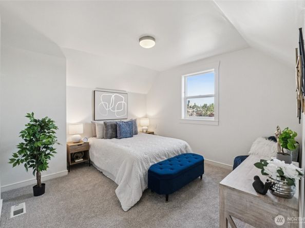 1910 S Lander Street, Seattle WA 98144