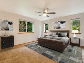 15606 Cascadian Way, Bothell WA 98012
