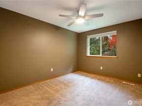 15606 Cascadian Way, Bothell WA 98012