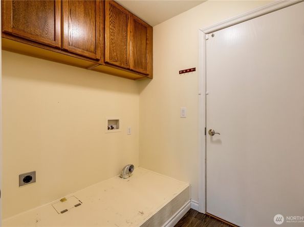 15606 Cascadian Way, Bothell WA 98012