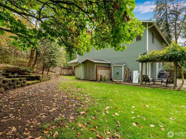 15606 Cascadian Way, Bothell WA 98012