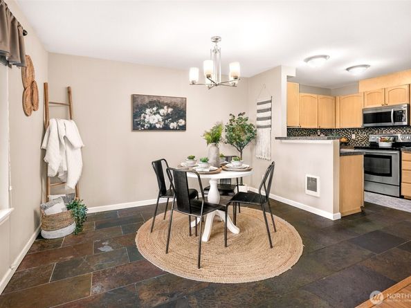 9210 Market Place D104, Lake Stevens WA 98258