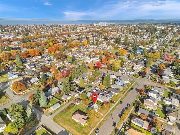 2426 Pine Street, Everett WA 98201