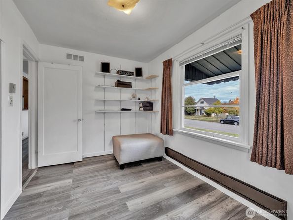 2426 Pine Street, Everett WA 98201