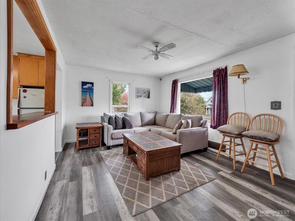 2426 Pine Street, Everett WA 98201