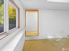 5755 Blakely Avenue NE, Bainbridge Island WA 98110