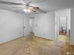 5755 Blakely Avenue NE, Bainbridge Island WA 98110