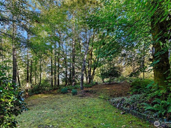 5755 Blakely Avenue NE, Bainbridge Island WA 98110