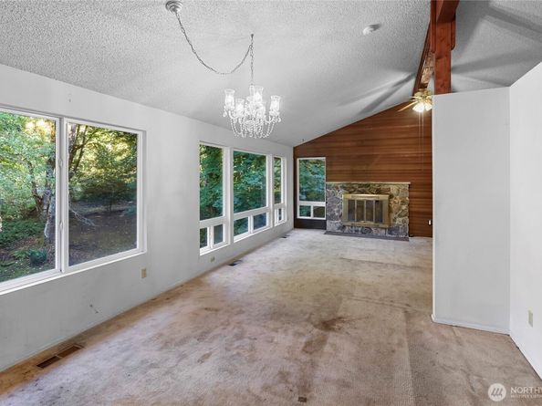 5755 Blakely Avenue NE, Bainbridge Island WA 98110