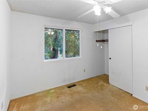 5755 Blakely Avenue NE, Bainbridge Island WA 98110