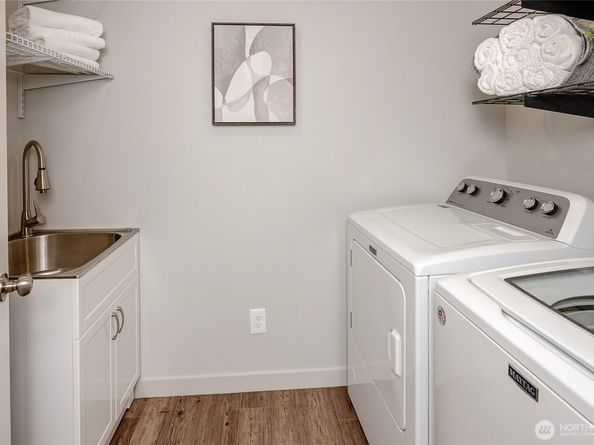20029 S Danvers Road, Lynnwood WA 98036